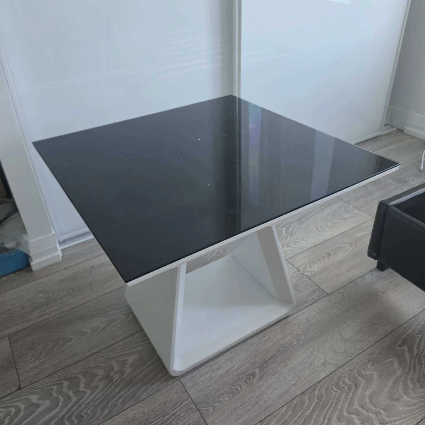 2 Square Coffee Tables