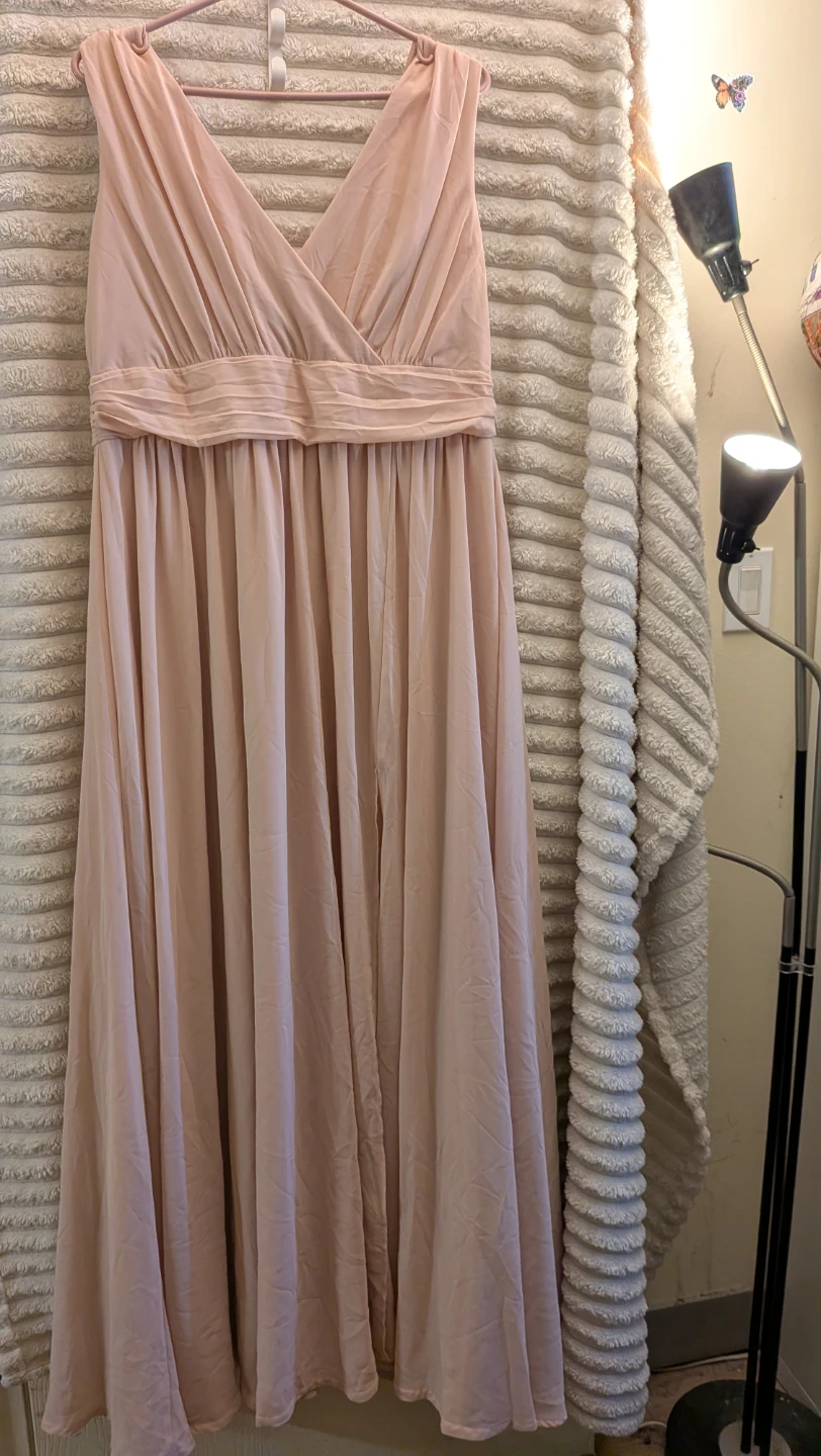 Pale Pink V-Neck bridesmaid Dress