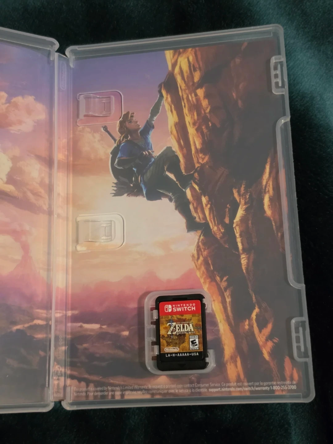 Nintendo Switch The Legend of Zelda: Breath of the Wild Game - photo 2