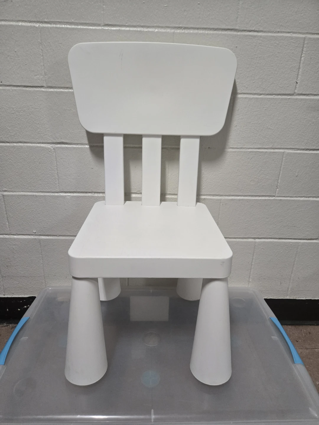 IKEA MAMMUT Childrens Chair White Kids Indoor Outdoor