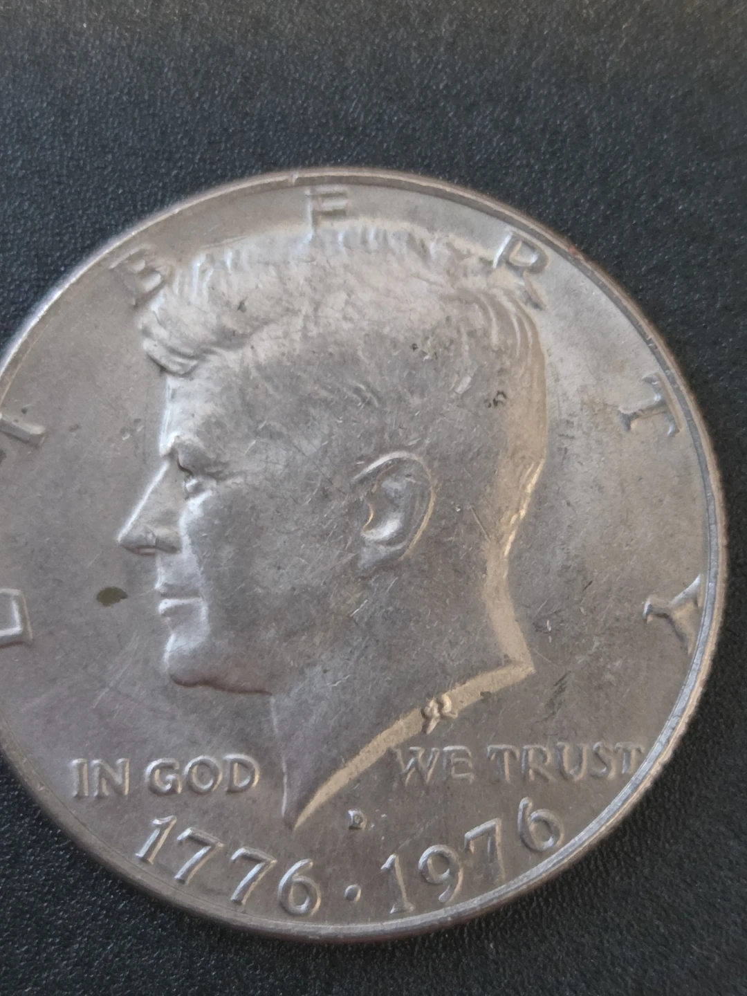 1976 Bicentennial Kennedy Half Dollar Coin - photo 2