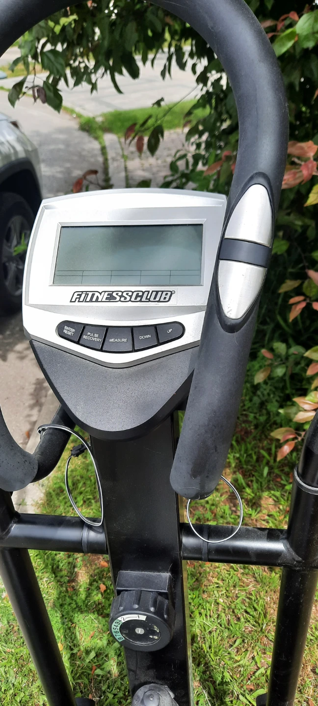 Free Fitnessclub Elliptical Trainer - photo 2