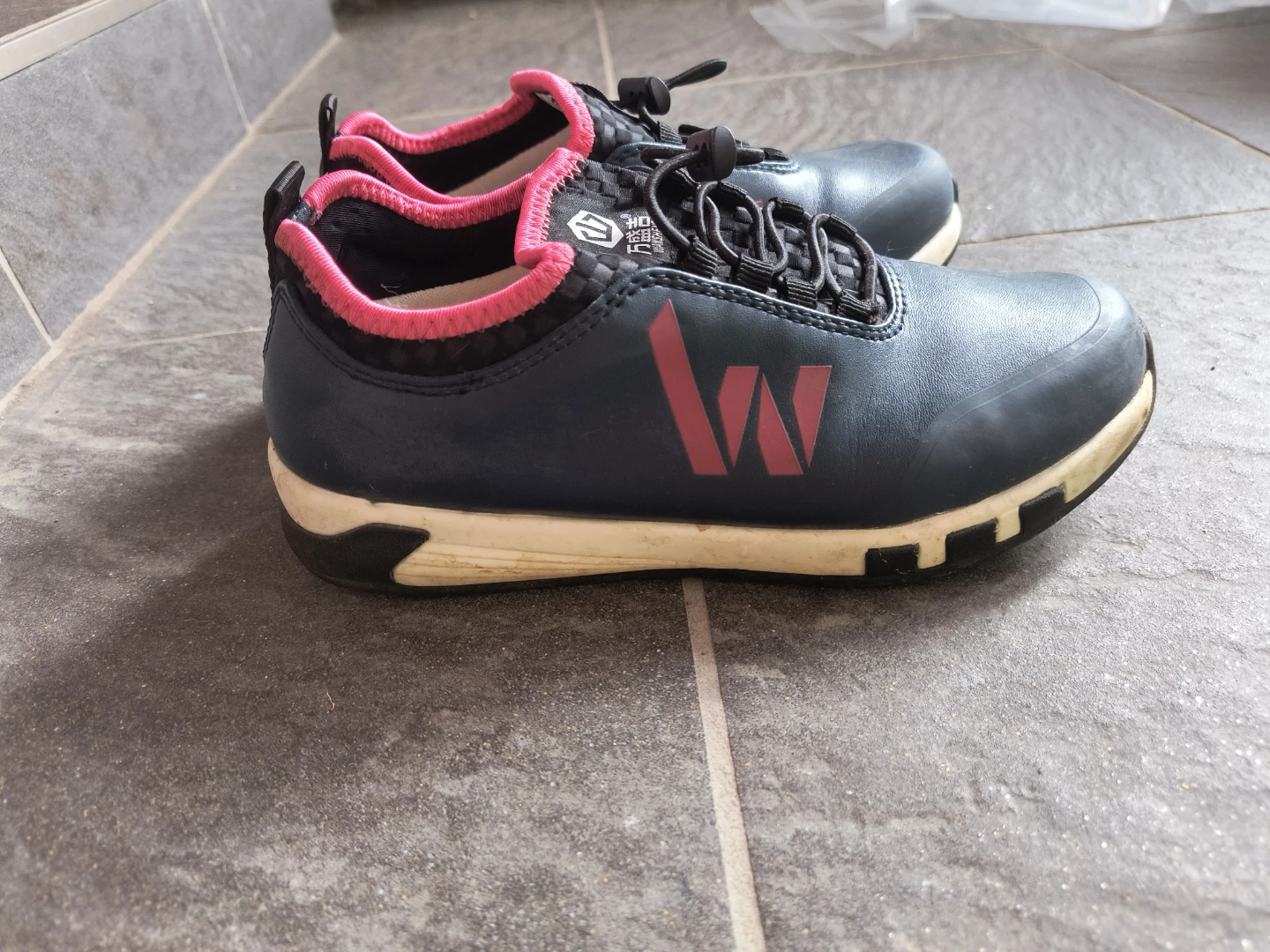 Wanshu Women's Athletic Shoes Size 35 - photo 3