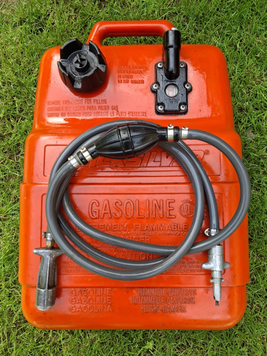 Outboard  boat  motor - photo 3