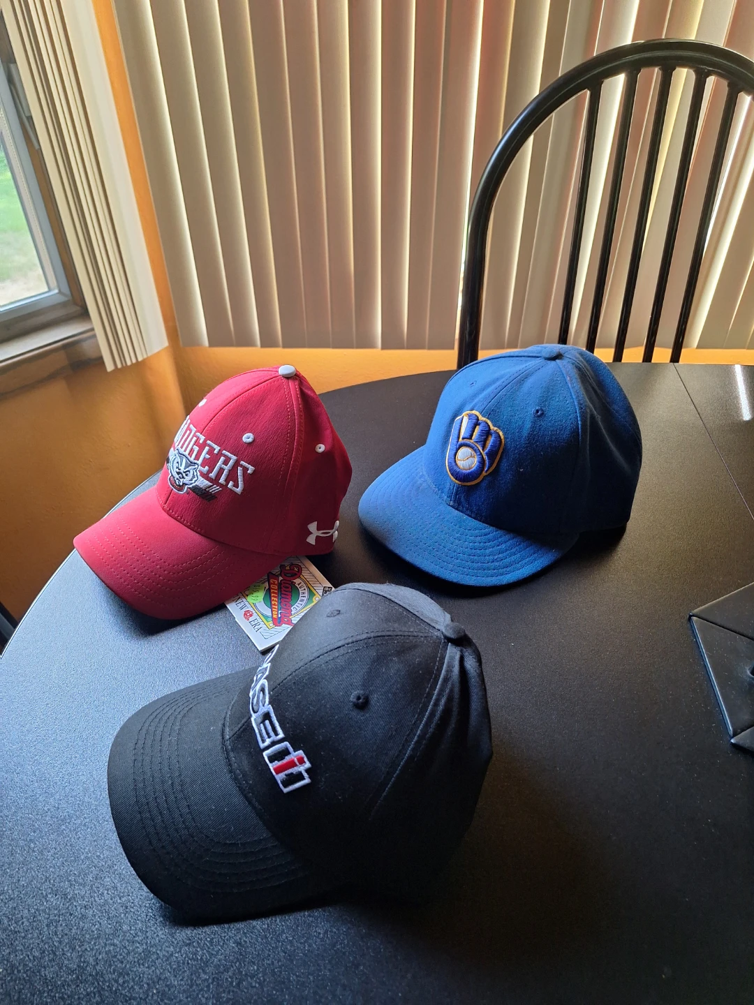 Men's Caps - photo 2