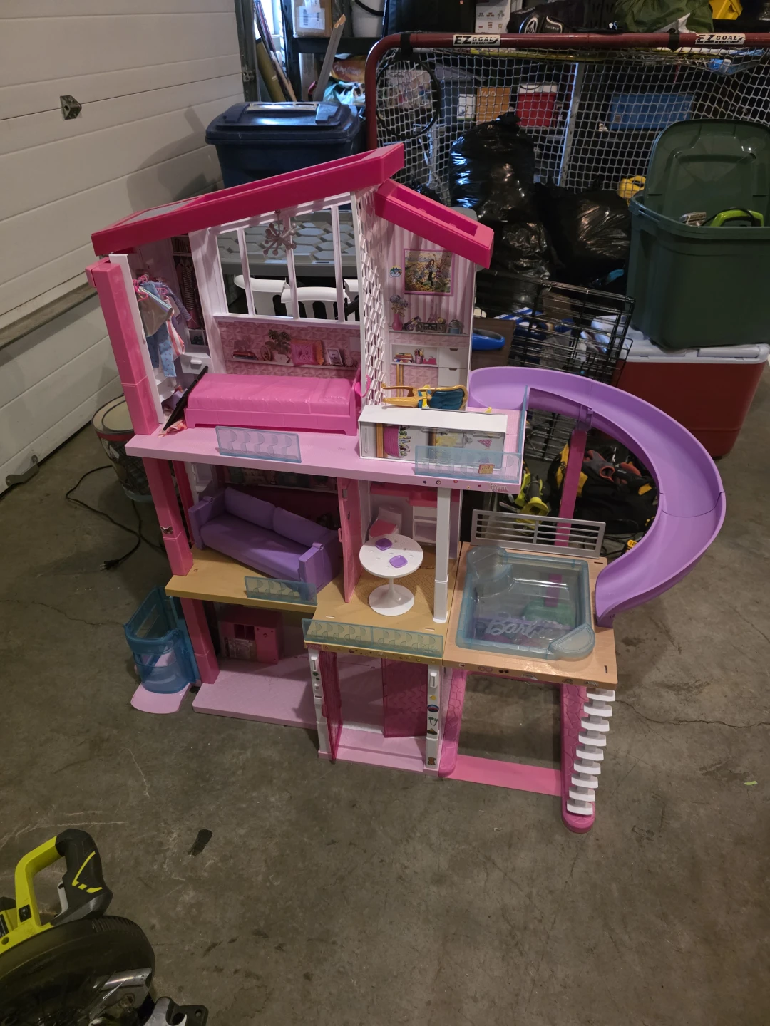 Barbie Dreamhouse Dollhouse with Slide and Pool
