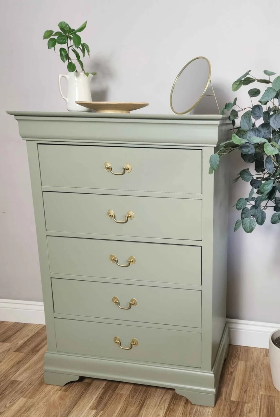 Sage Green 5-Drawer Chest with Gold Pulls - photo 4