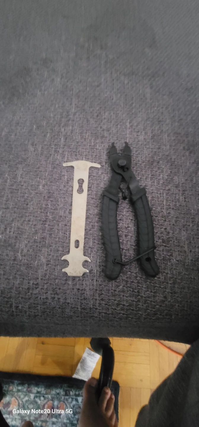 Bike Chain Tool and Chain Wear Indicator