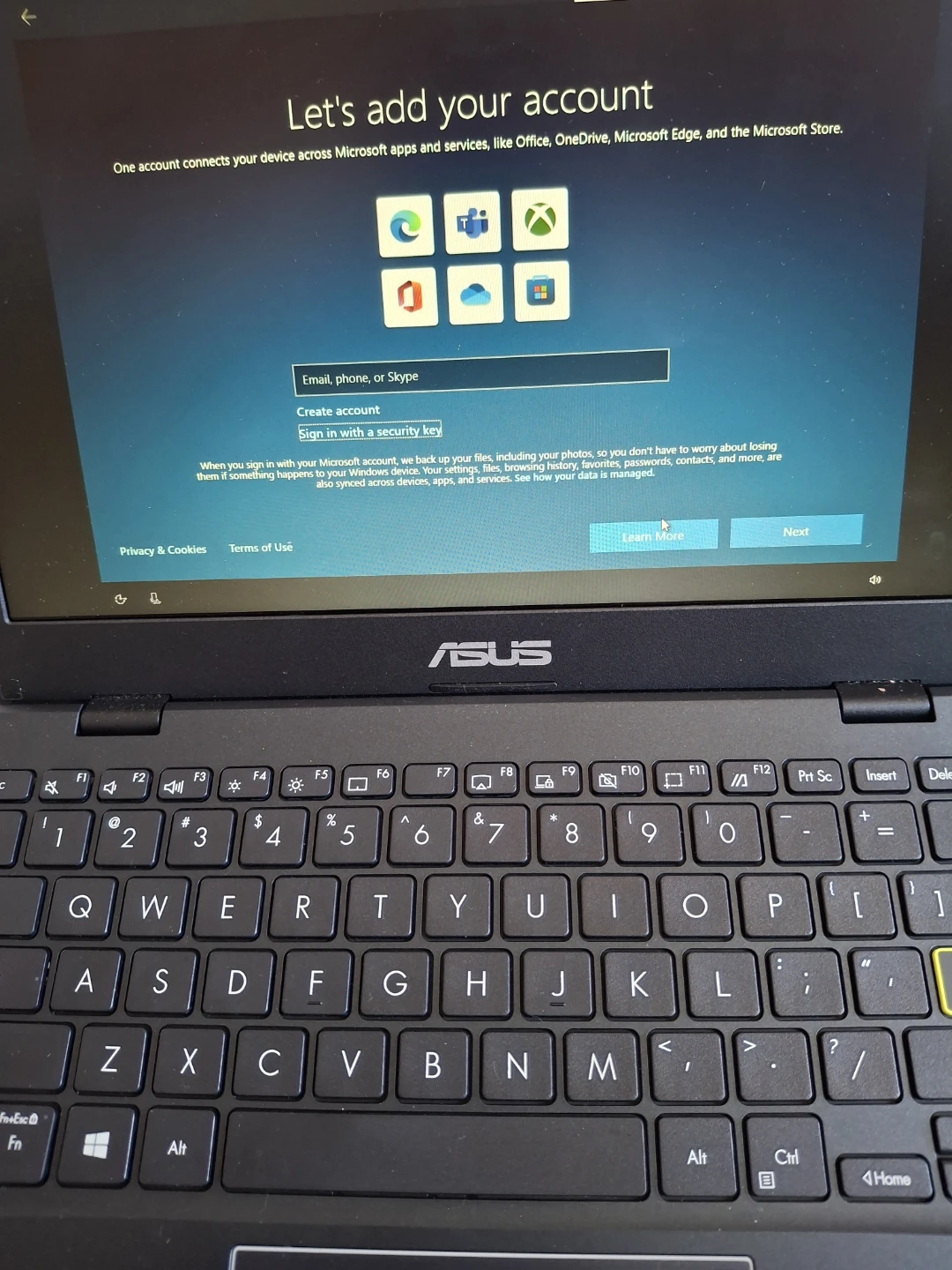 ASUS L210M Laptop
