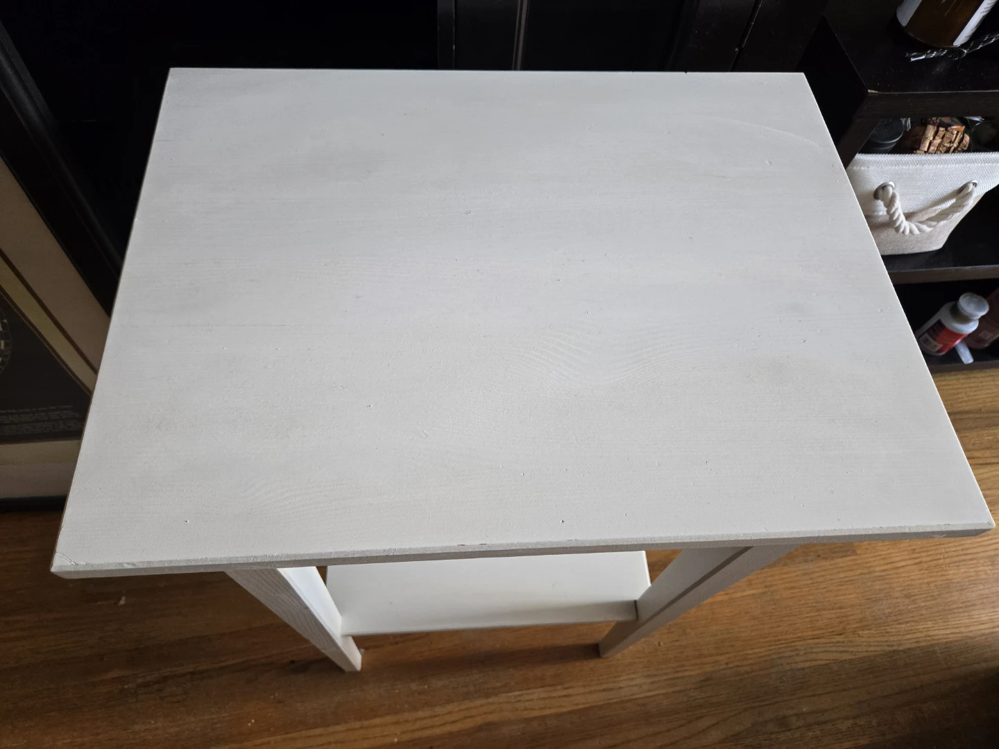 White IKEA Hemnes pair of nightstands - photo 2