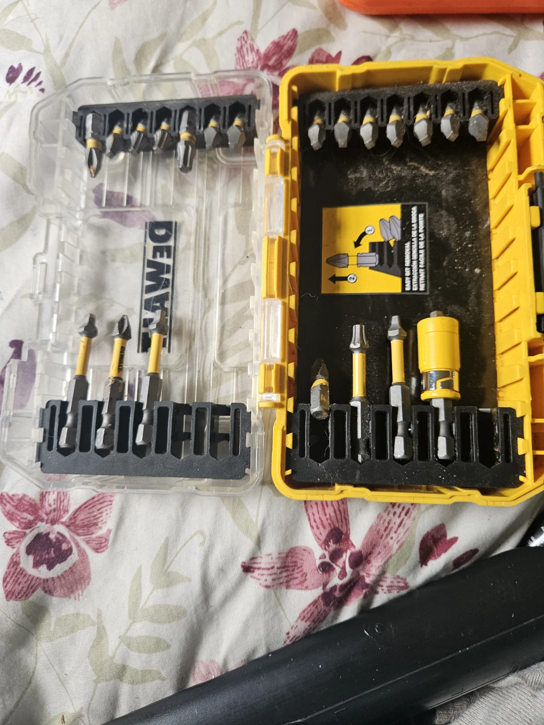 Black & Decker Drill Bit Set and dewalt bit set - photo 3
