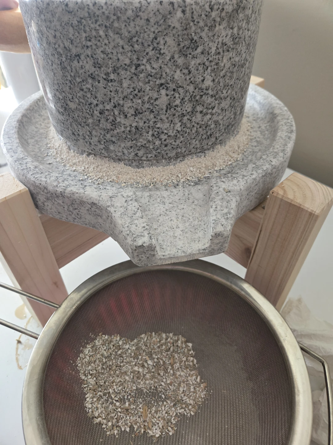 Granite mill for sale - photo 2