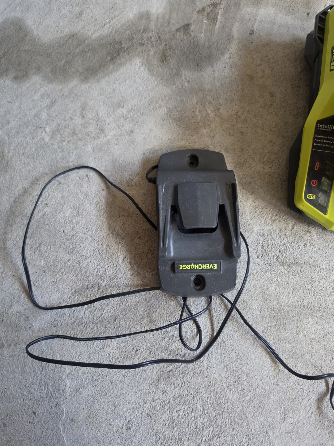 Ryobi EverCharge Battery Charger
