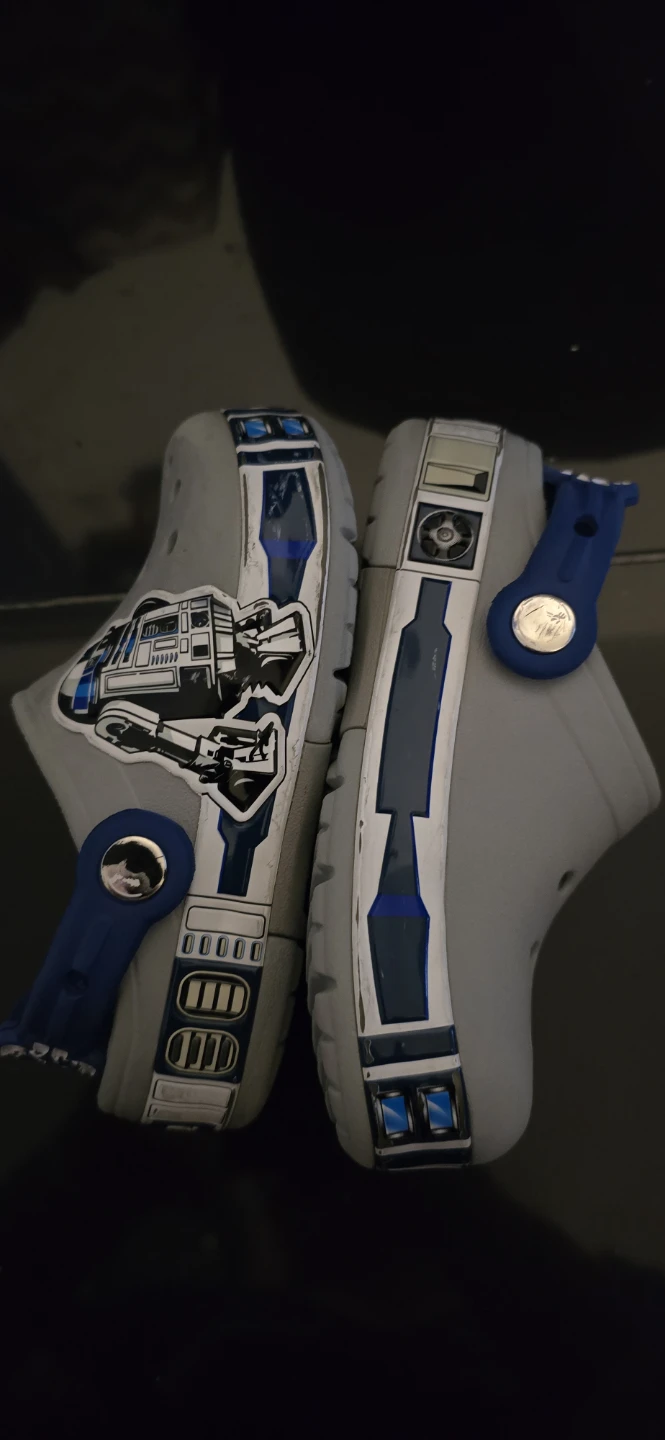 Crocs Star Wars R2-D2 Clog Shoes - photo 2