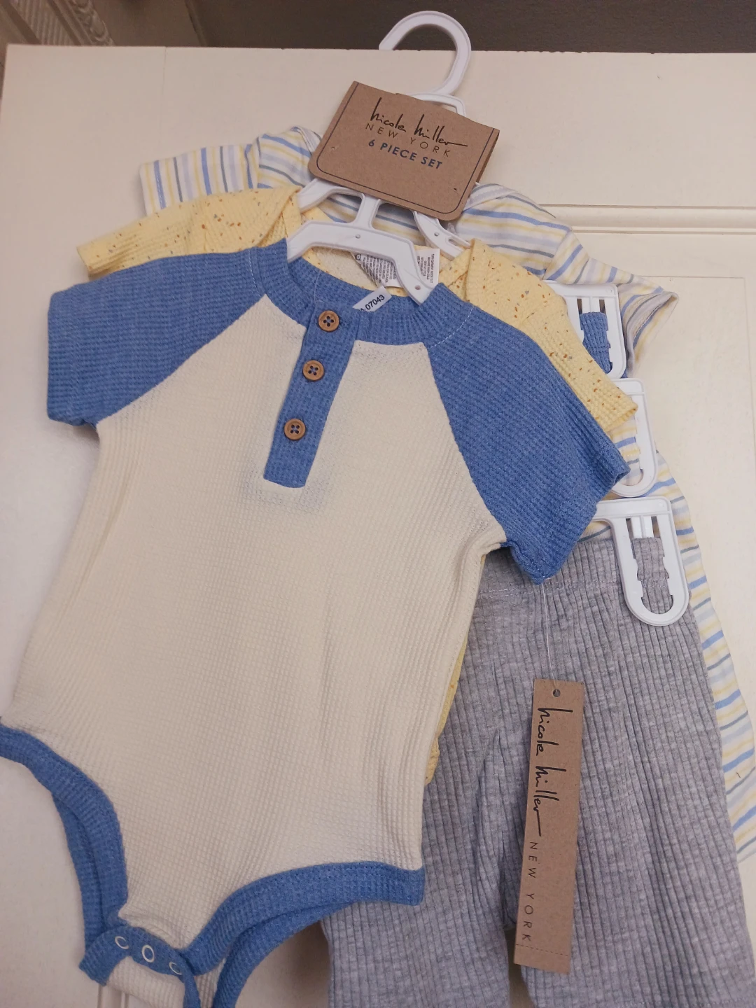 New !! Nicole Miller New York Baby 6 Piece Set - photo 2