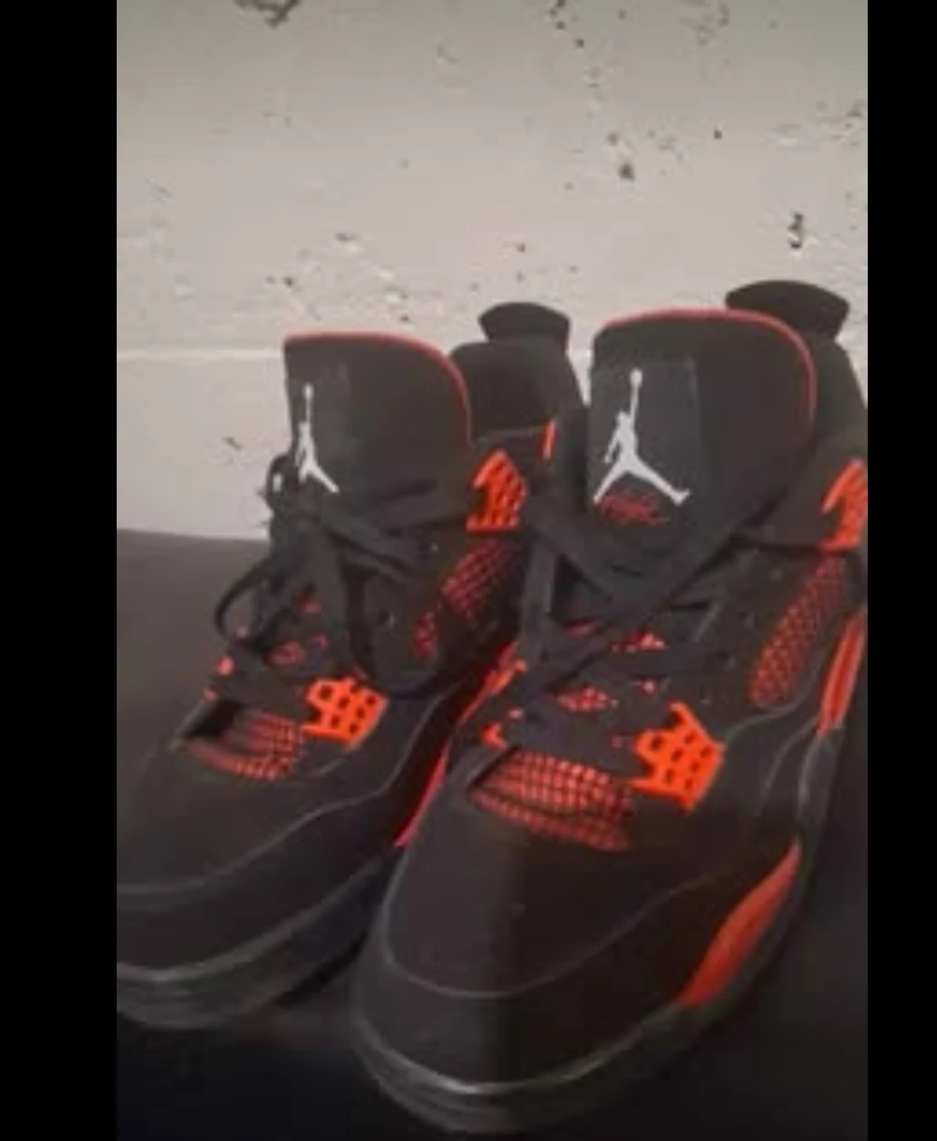 Air Jordan 4 "Bred" sneakers