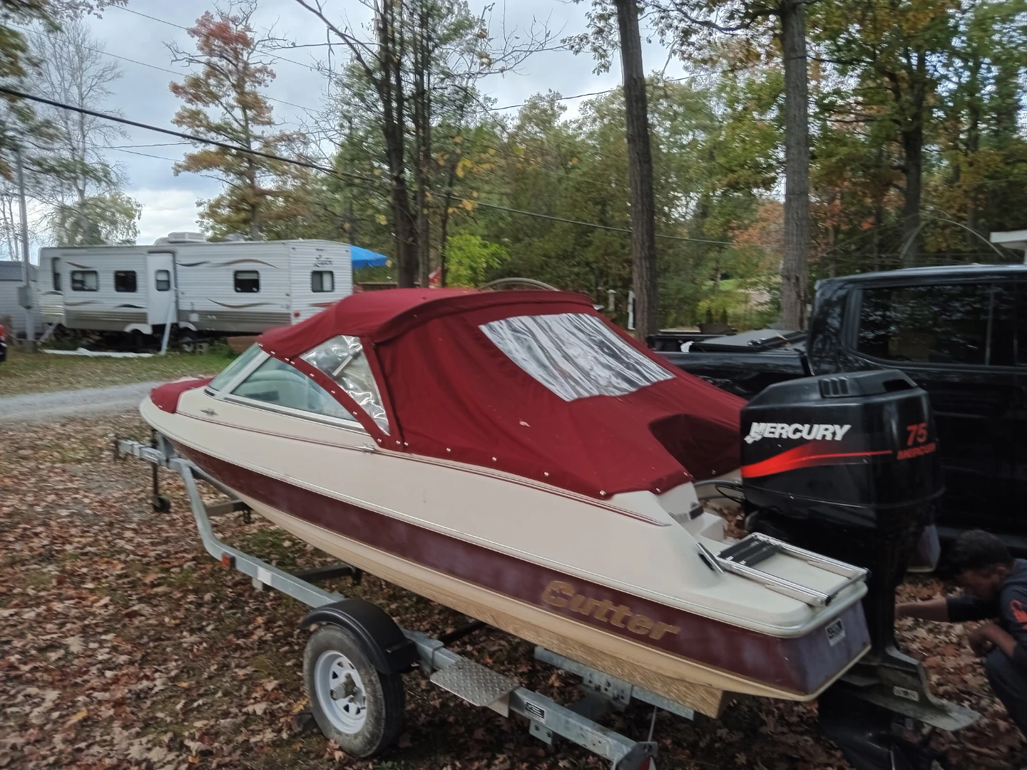17 ft Cutter bowrider,  75 hp 2 stroke, runs great, - photo 5