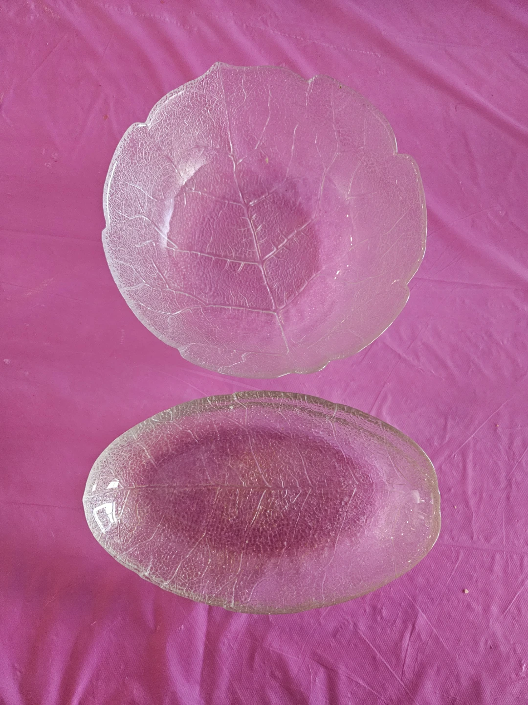 Vintage Arcoroc Aspen Leaf Plates & Bowl