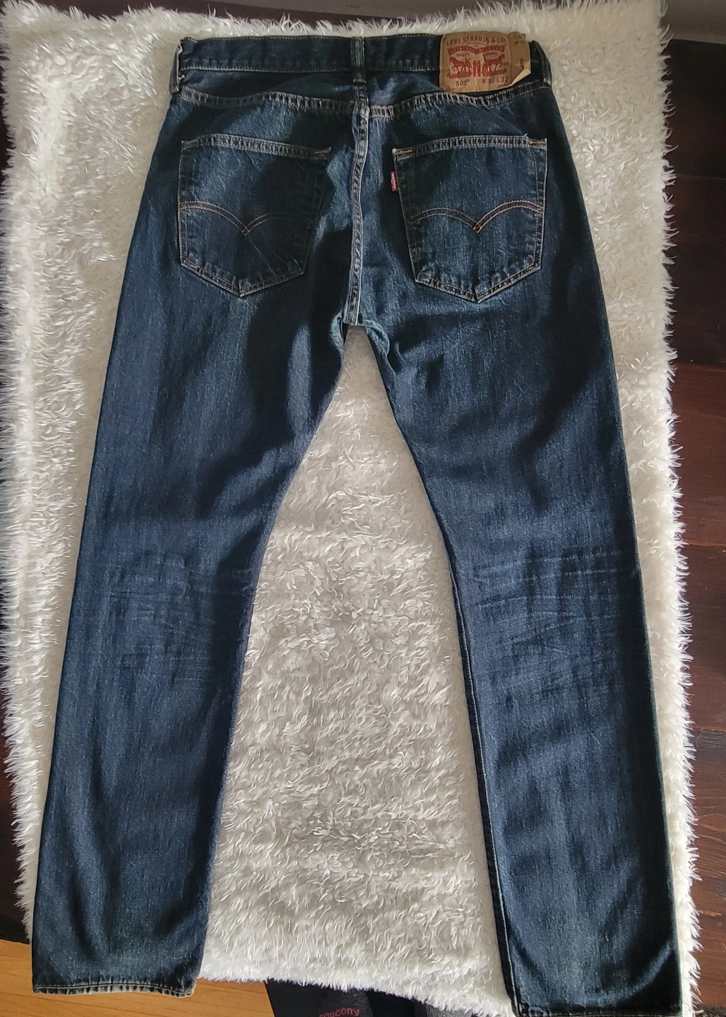 EUC Levi's 501 Jeans W30 L32 - photo 2