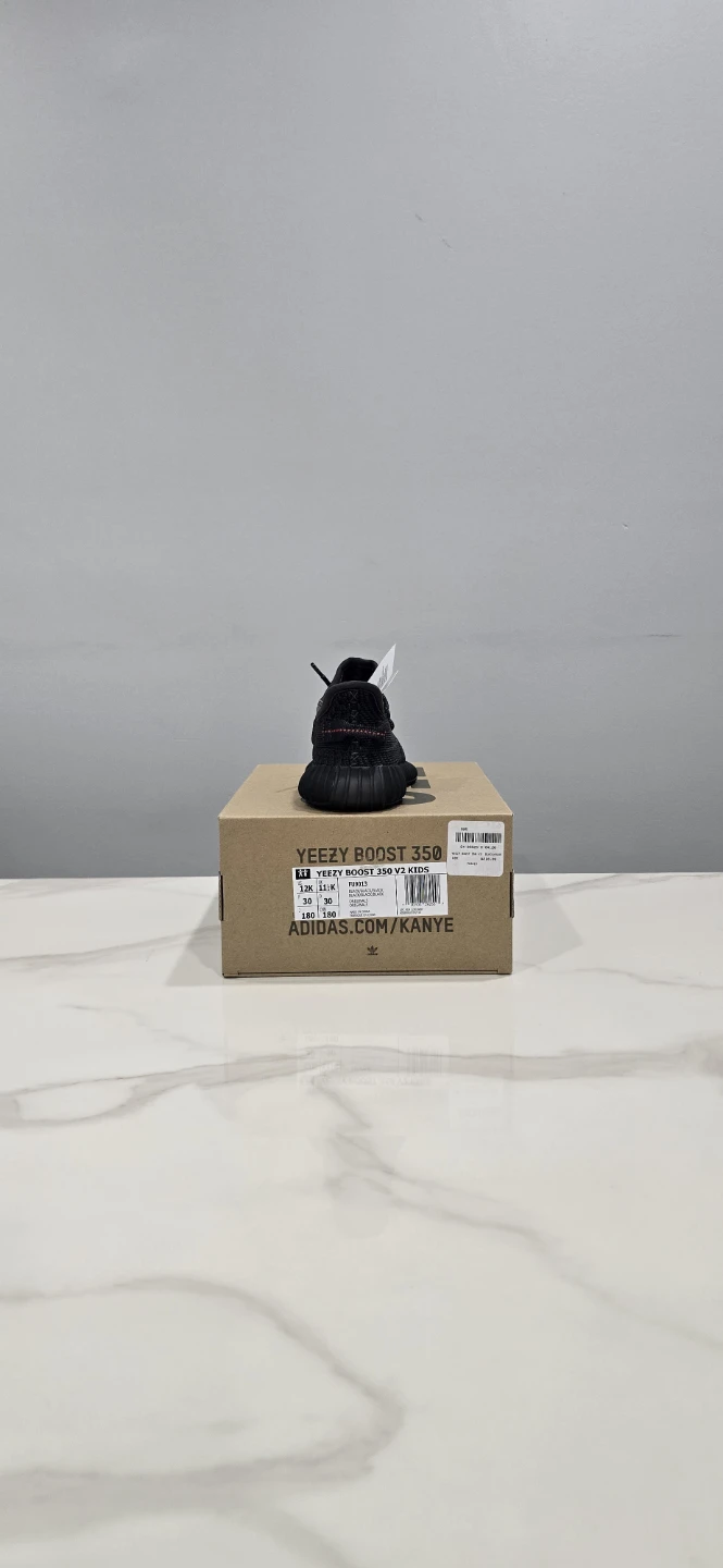 Adidas Yeezy V2 Black infant non-reflective Size 12K - photo 2
