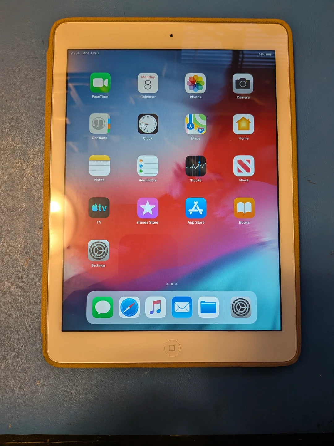 64GB iPad Air