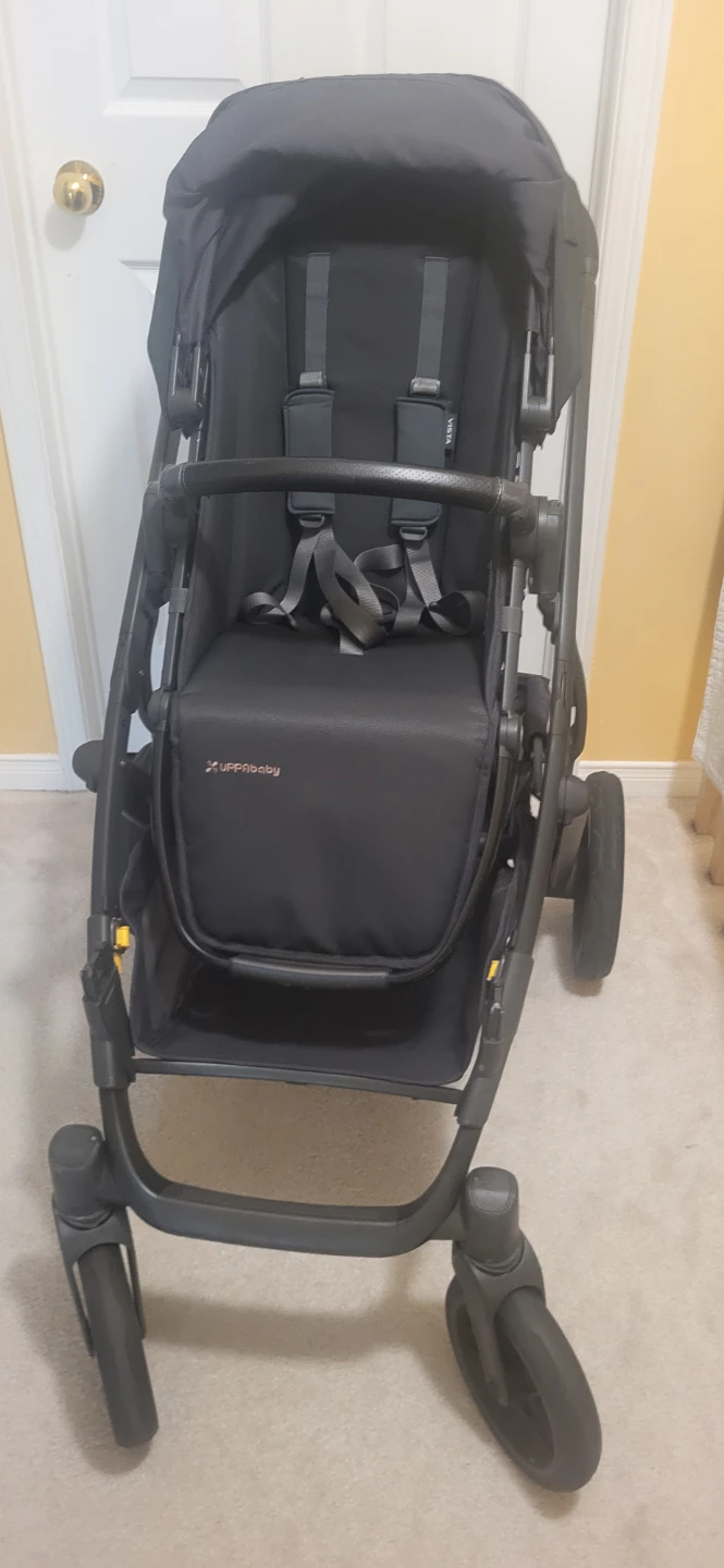 V2 UPPAbaby Vista Stroller with bassinet