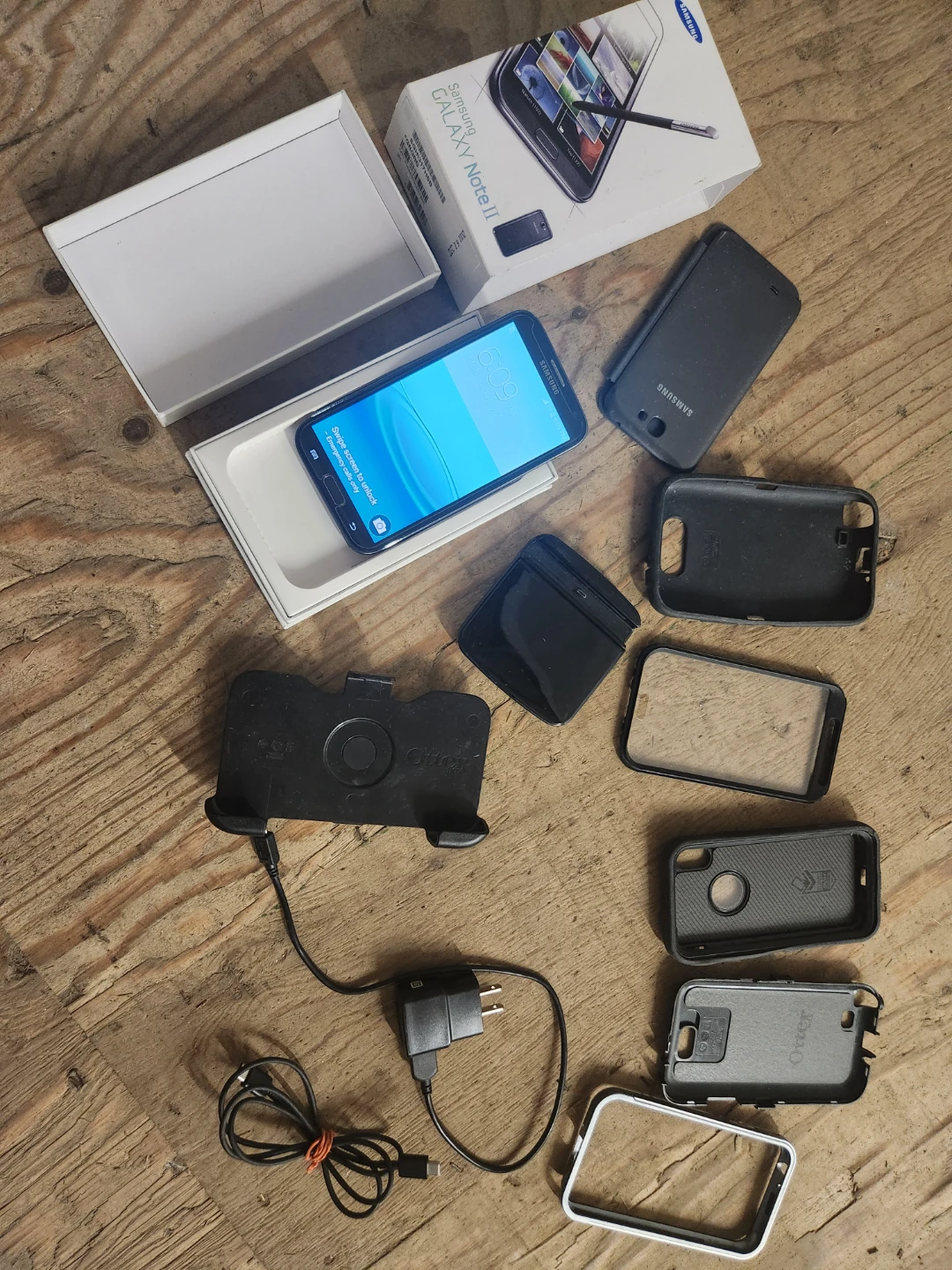 Samsung Galaxy Note II Smartphone with Accessories - photo 2