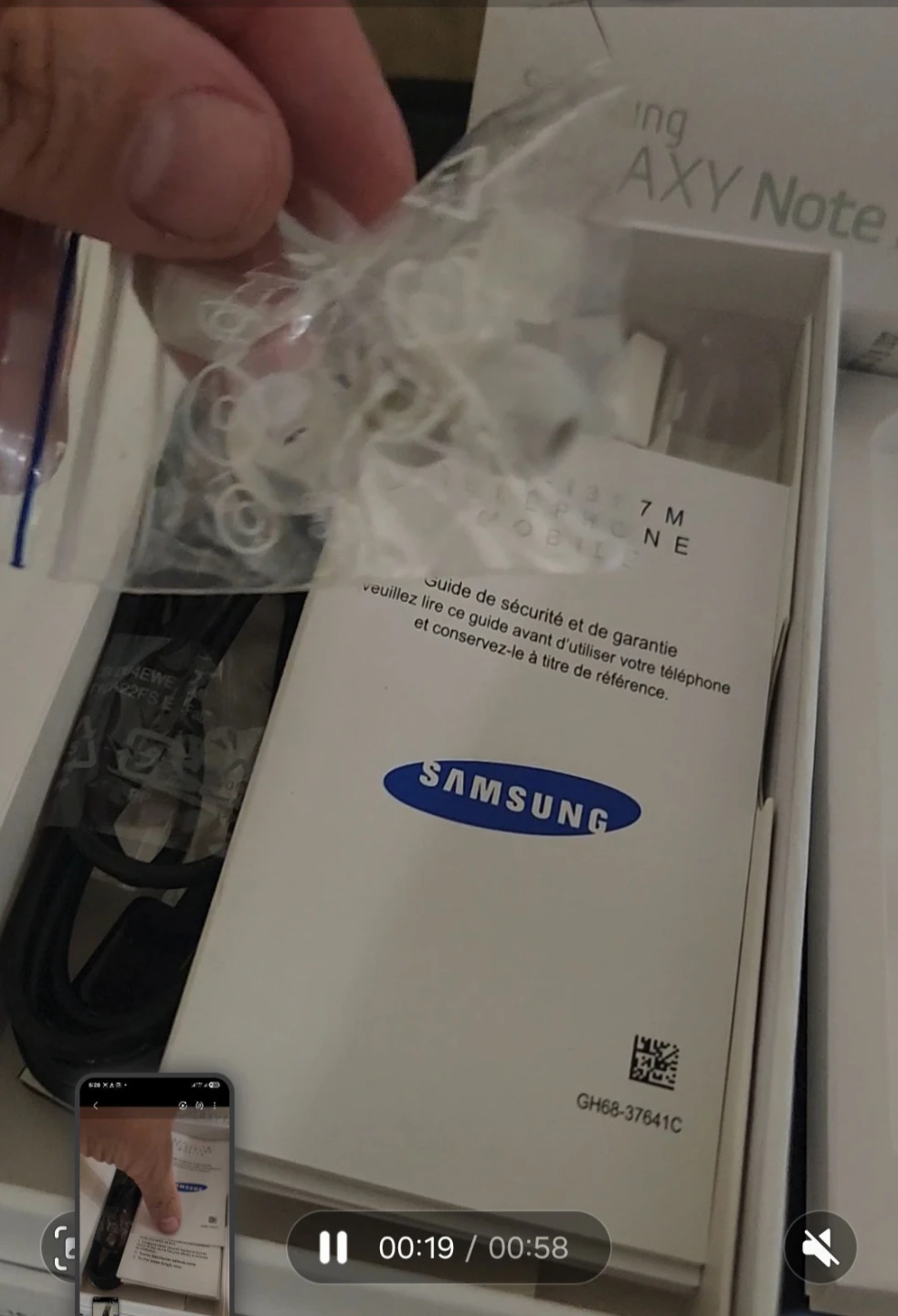 Samsung Galaxy Note II Smartphone with Accessories - photo 3