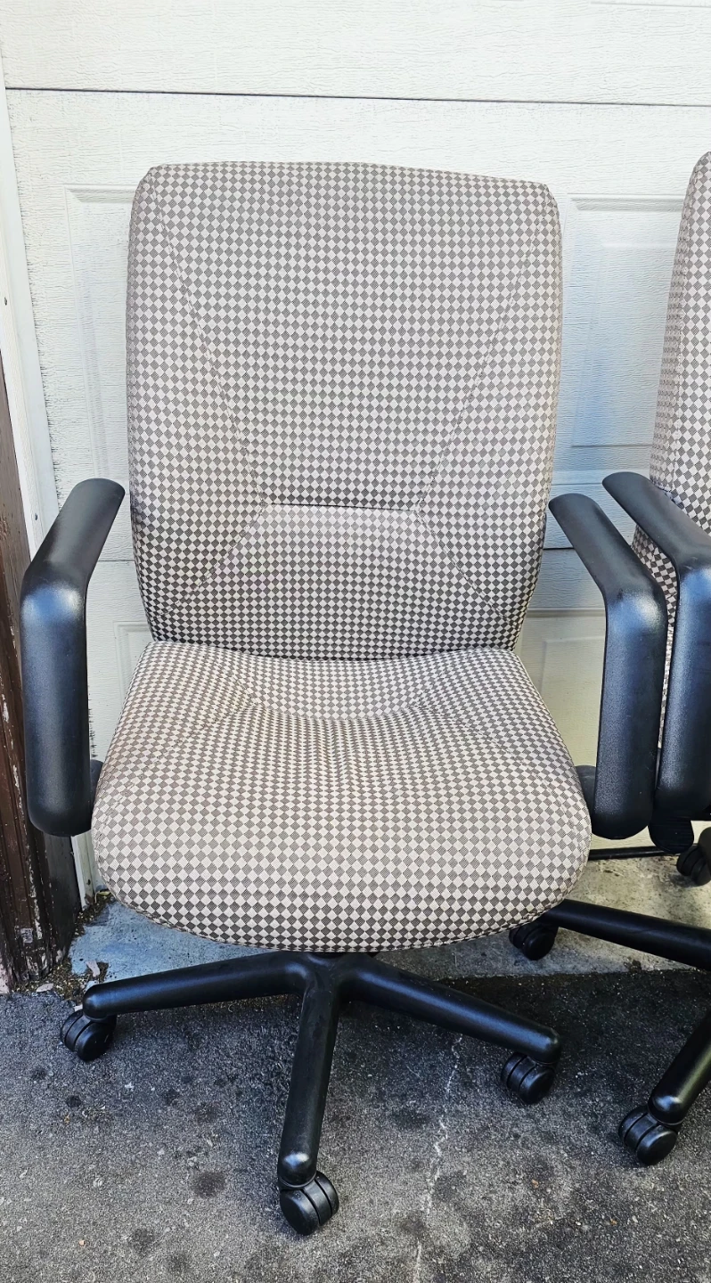 Keilhauer Office Chairs Set of 2 - photo 2