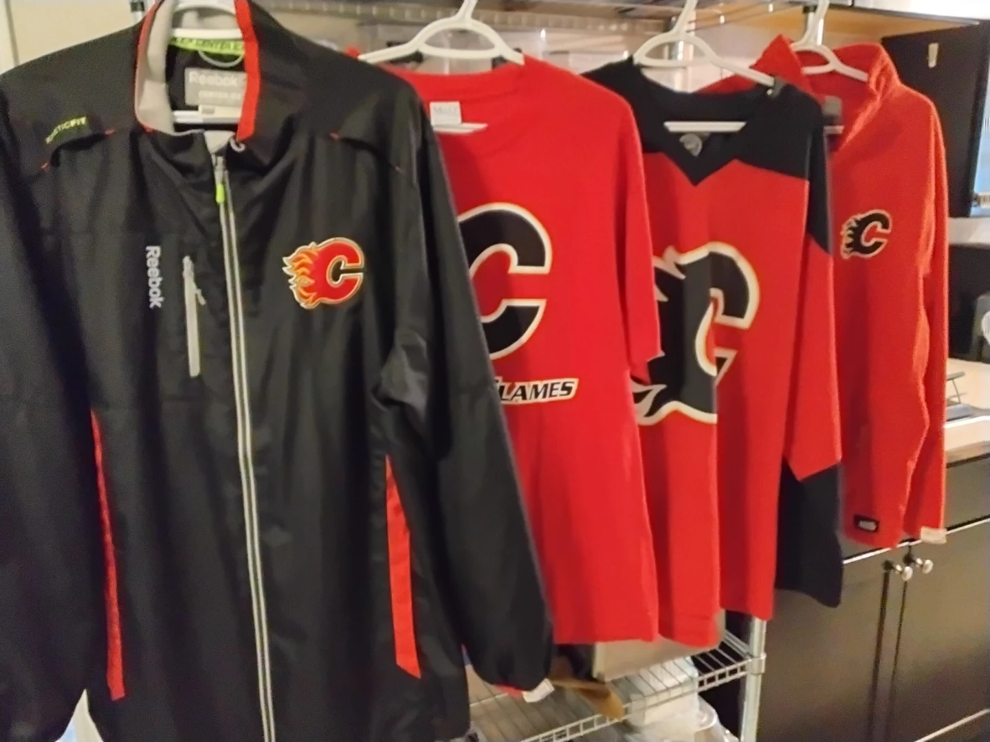 Calgary Flames Apparel Bundle - photo 3