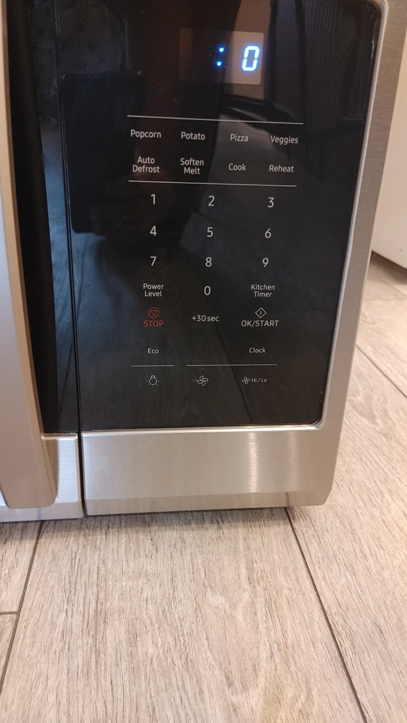 Samsung Over-the-Range Microwave - photo 4