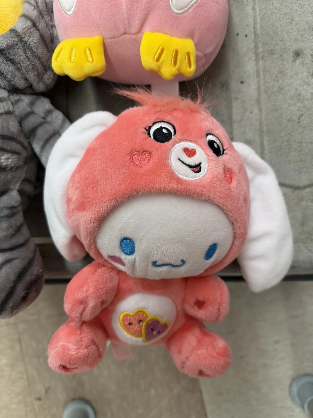 4 Plush Toys - Care Bears & More - photo 3