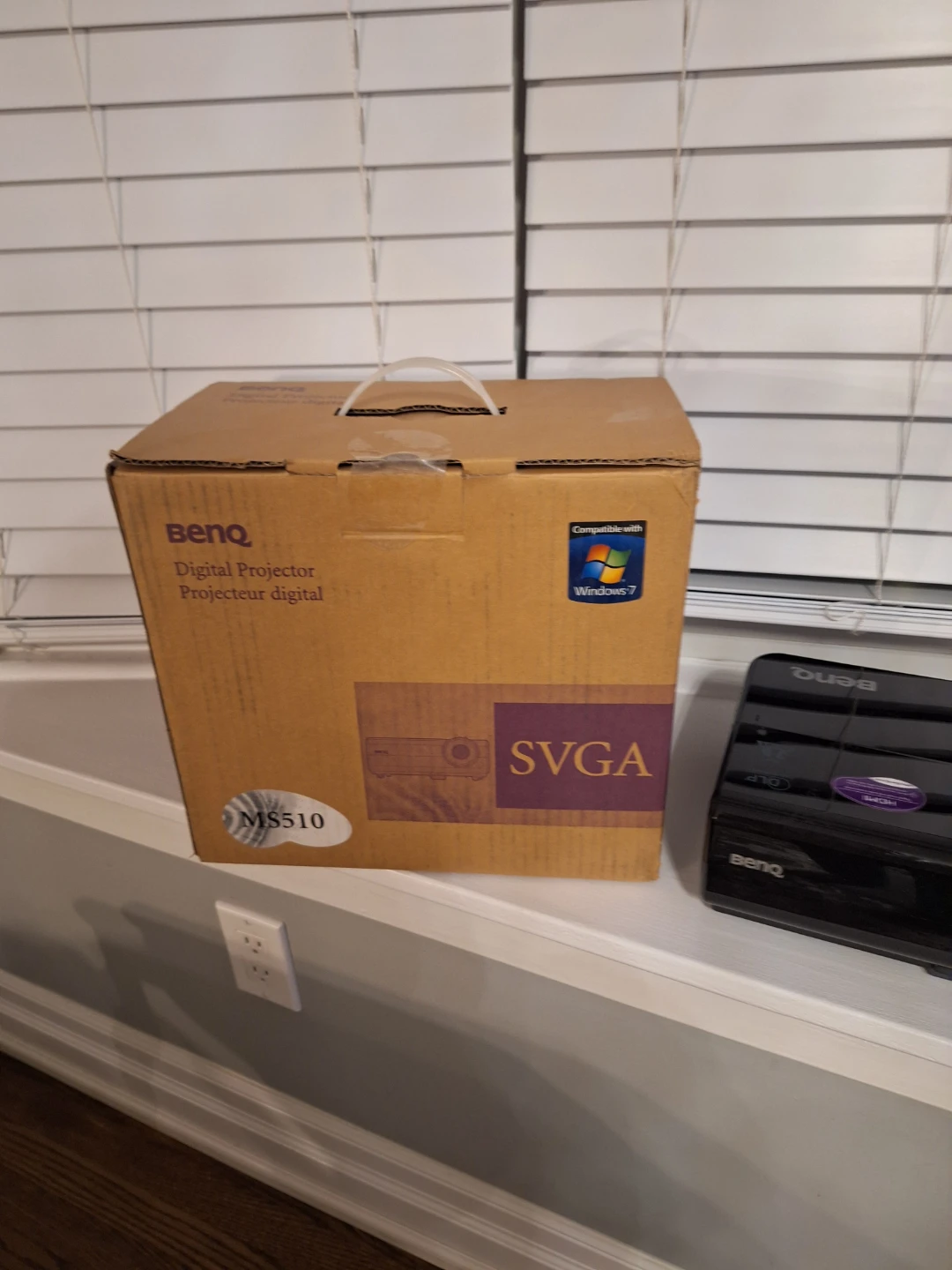 BenQ MS510 Digital Projector - photo 3
