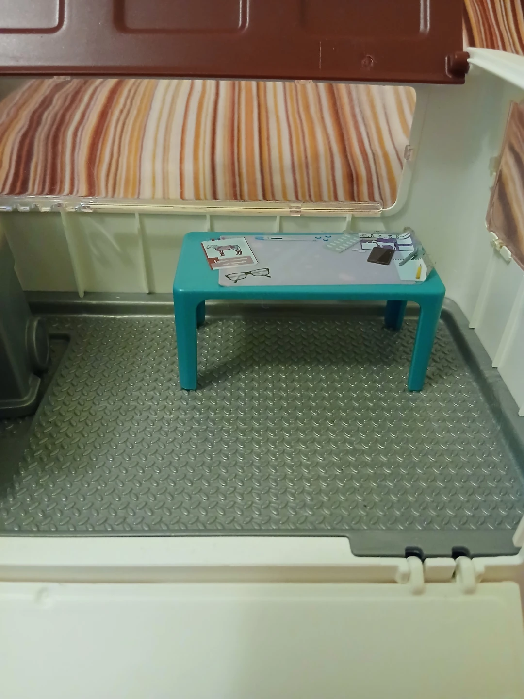 Playmobil Veterinary Ambulance shleigh - photo 2