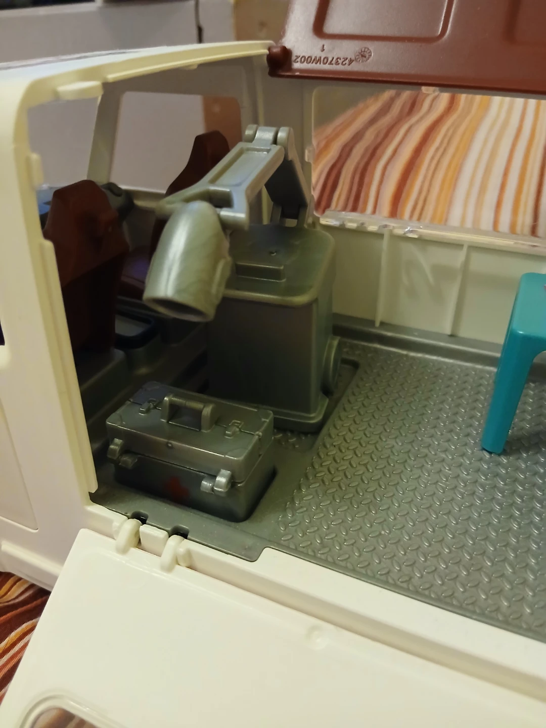 Playmobil Veterinary Ambulance shleigh - photo 3