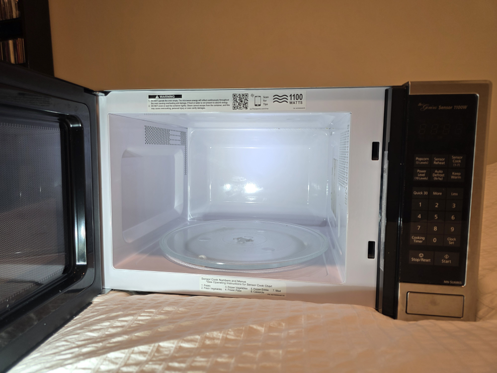Panasonic Microwave - photo 3