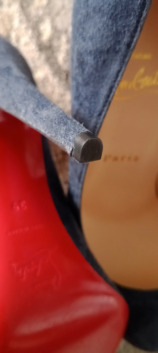 Christian Louboutin Suede Heels - photo 4