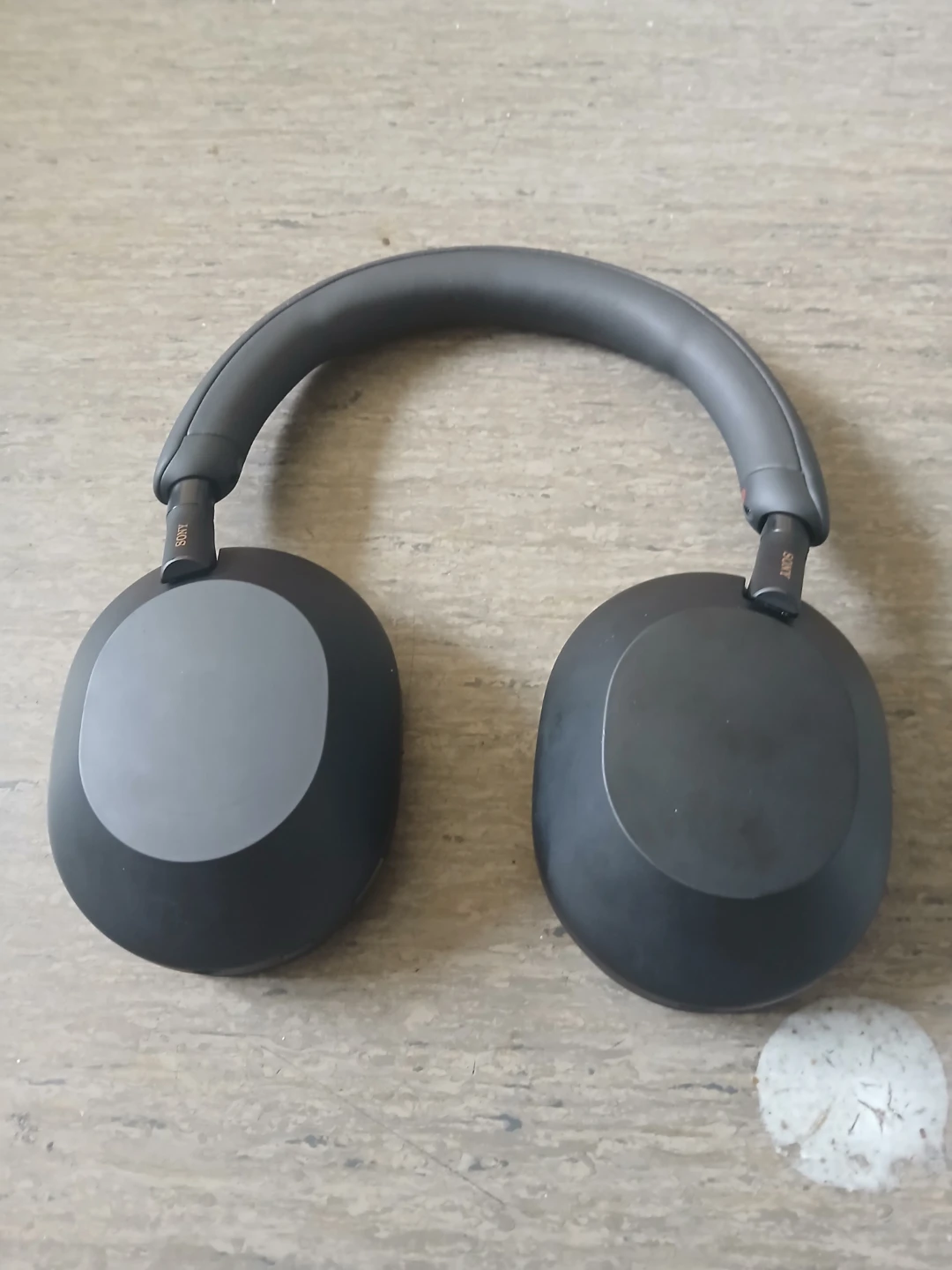 Sony WH-1000XM5