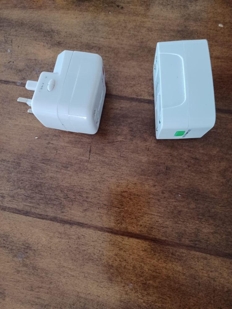 Travel Universal Adaptor and USB Power Port