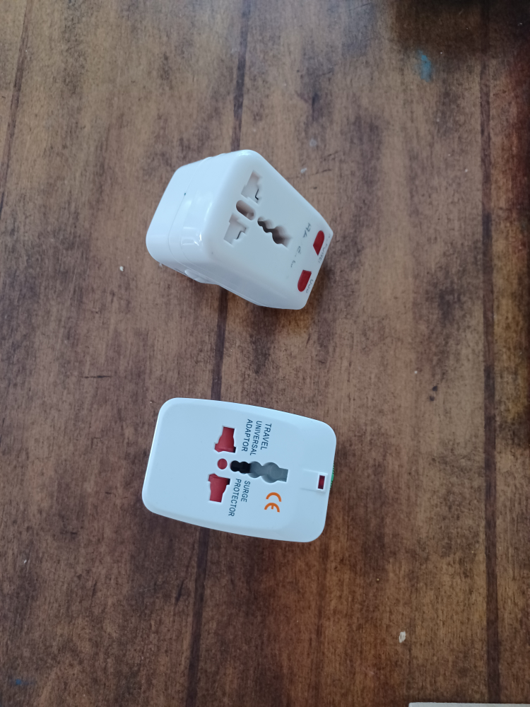 Travel Universal Adaptor and USB Power Port - photo 2