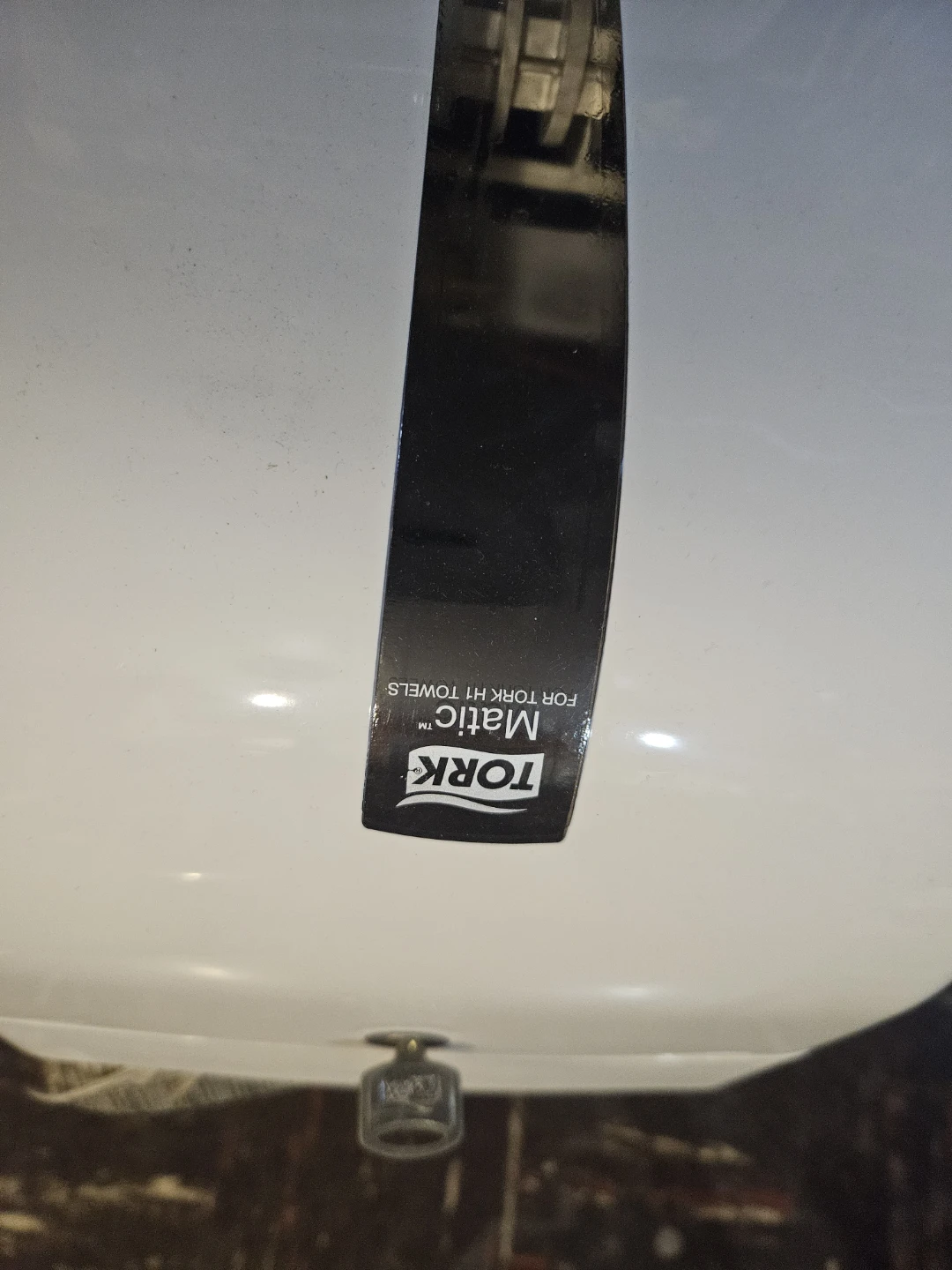 Tork Matic H1 Towel Dispenser - photo 3