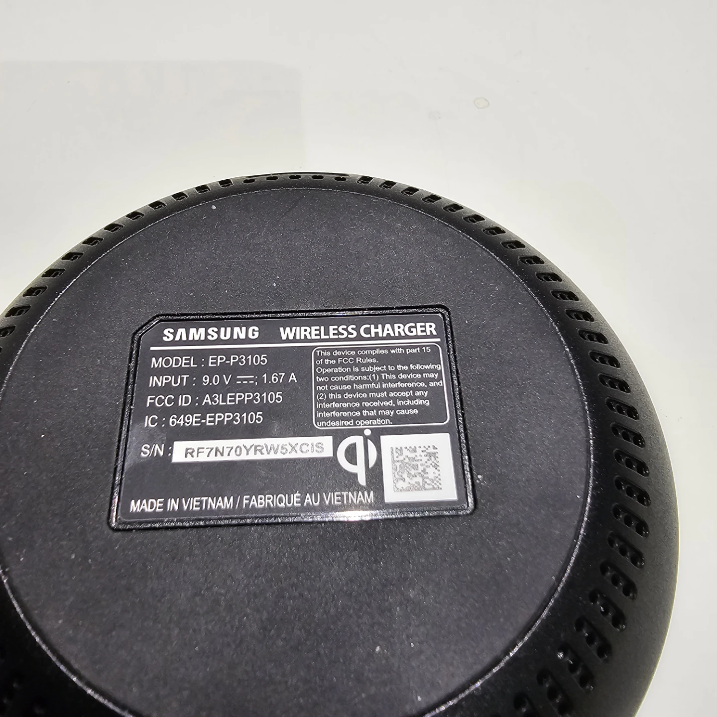 Samsung EP-P3105 Wireless Charger - photo 3