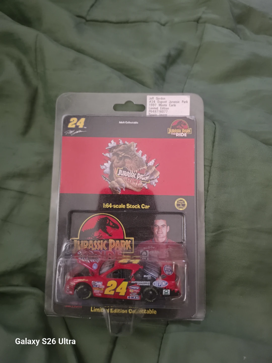 Jeff Gordon #24 Jurassic Park 1997 Monte Carlo 1:64 Stock Car