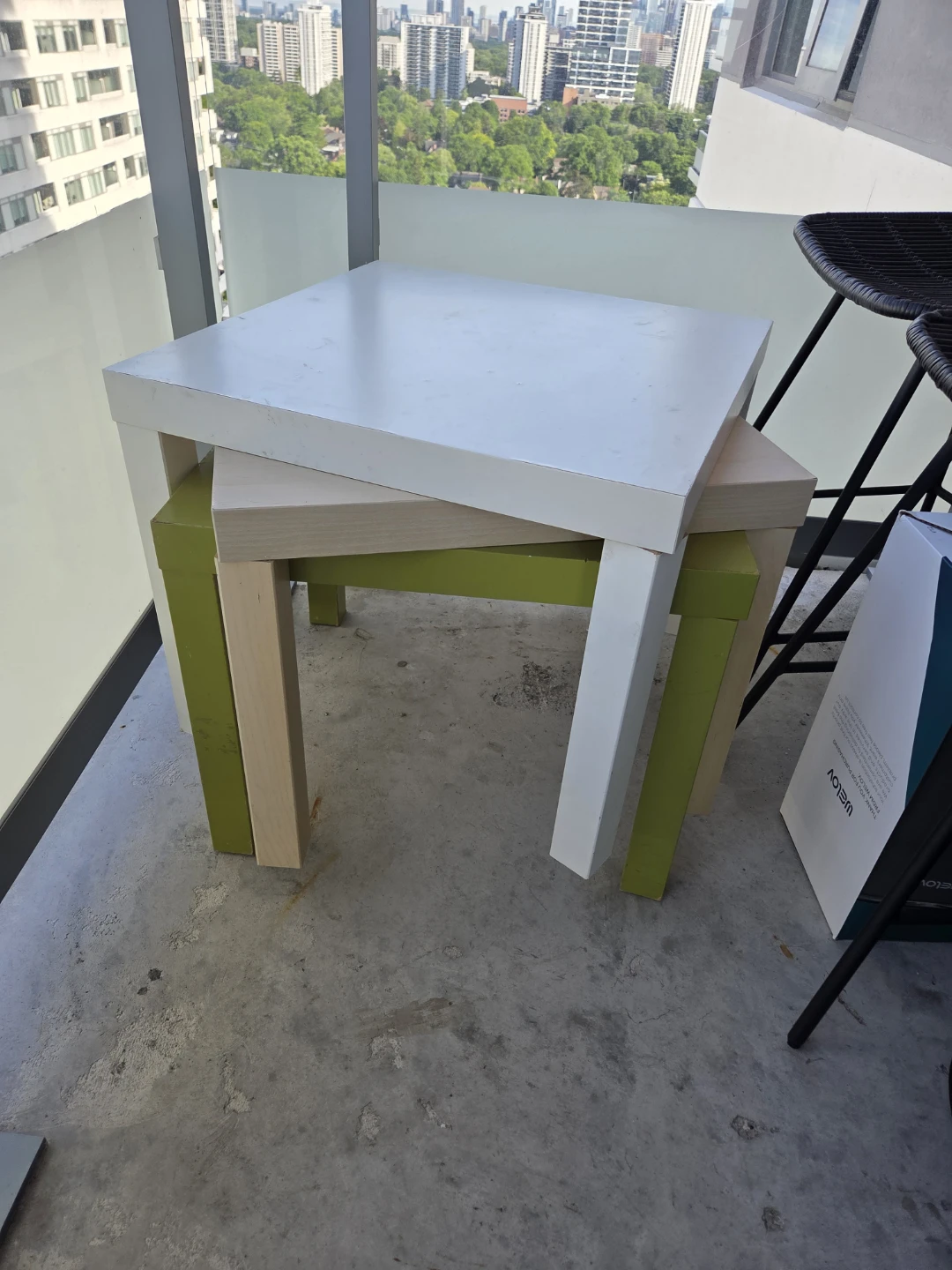 Set of 3 Nesting Side Tables (White, Wood, Green) - photo 4