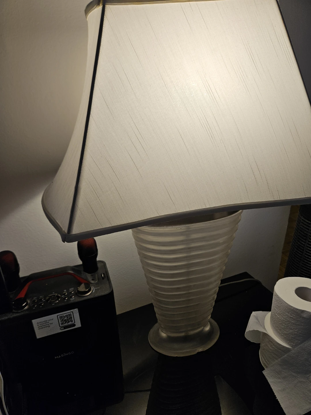 Table Lamp with Decorative Base - photo 2