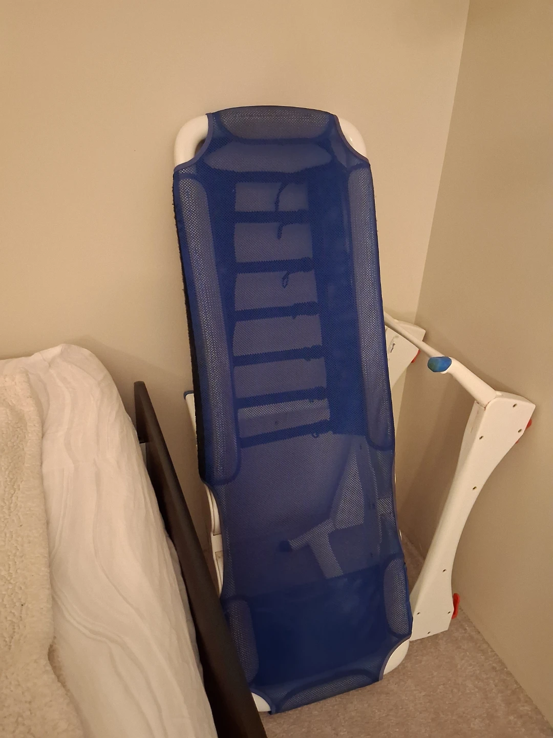 Rifton Blue Bathing Support