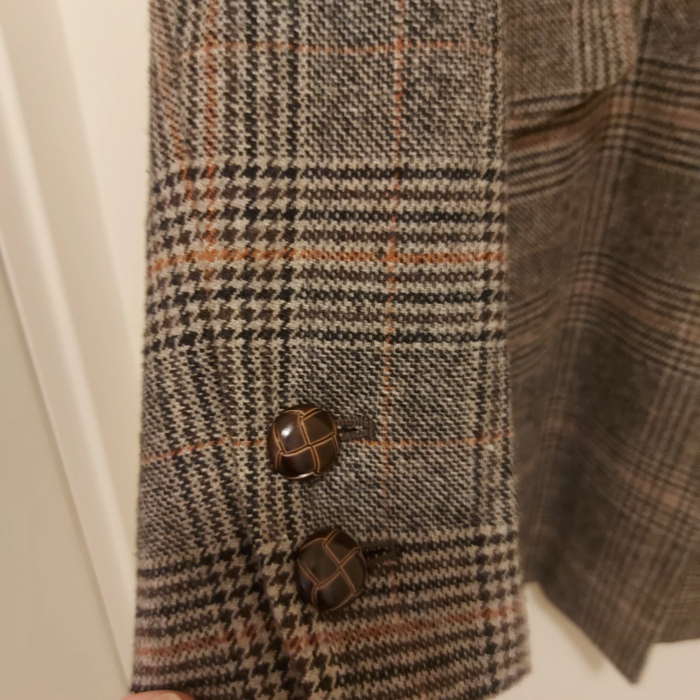 Jessica Plaid Blazer with Suede Elbow Patches Size 10 - photo 3
