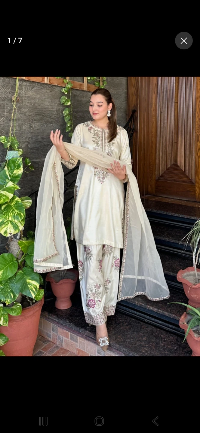 Elegant Off-White Embroidered Silk Farshi Shalwar 3-Piece Suit