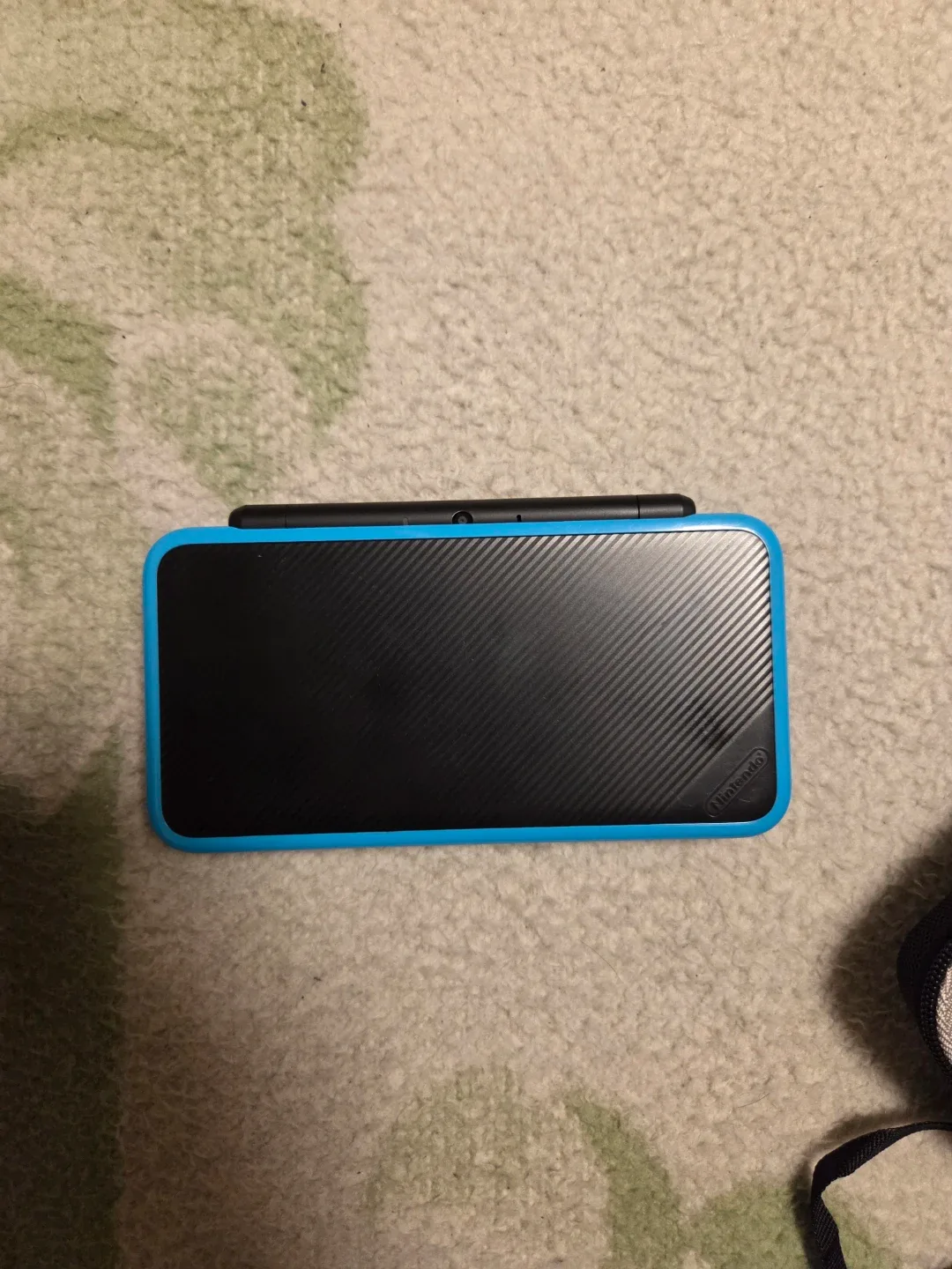 Nintendo 2DS XL Handheld Console - photo 2