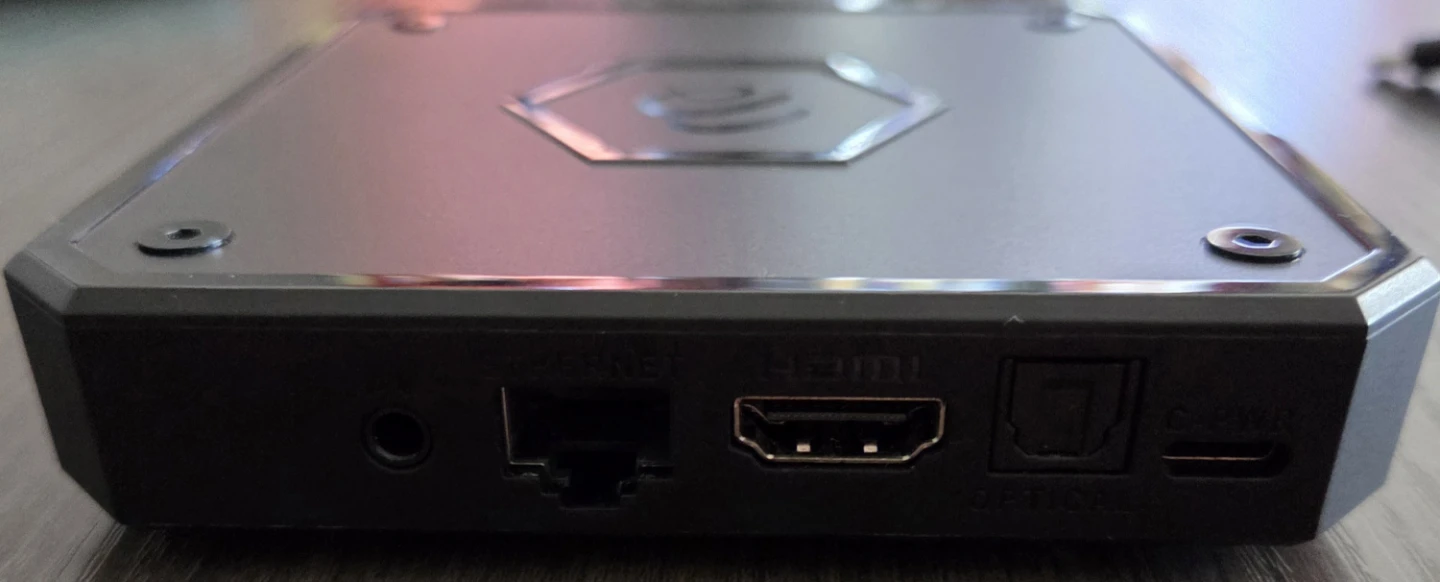 BuzzTV E5 32GB Android TV Box with Remote - photo 3